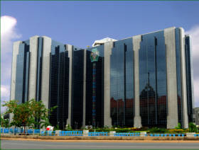 Nigerian oil revenues fall