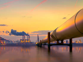 Gazprom receives 500,000-barrel payment