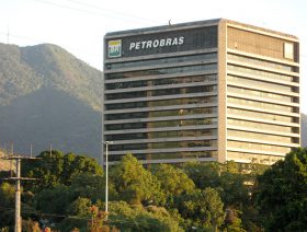 Brazil oil union call for 24-hour strike