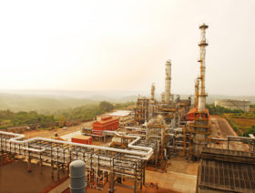 India refiners brace to settle Iran debt