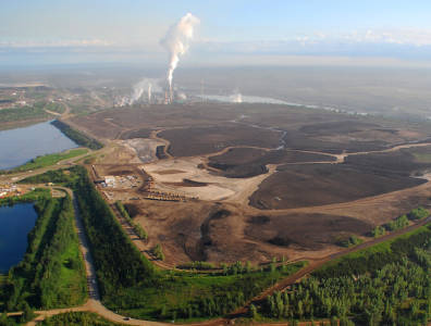 Suncor oil sands operation