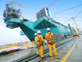 Alam Maritim wins Petronas FLNG contract