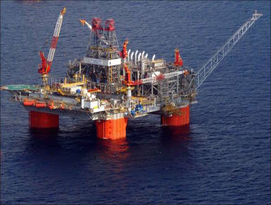 The Bight is a difficult environment to explore, with waves reaching 10 metres, sea depths of 2,200 metres and oil structure 2,500 metres below the seabed, which prolongs proposal and work periods.
