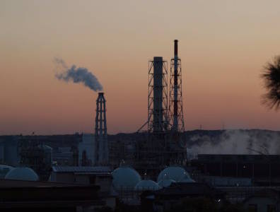 Negishi refinery