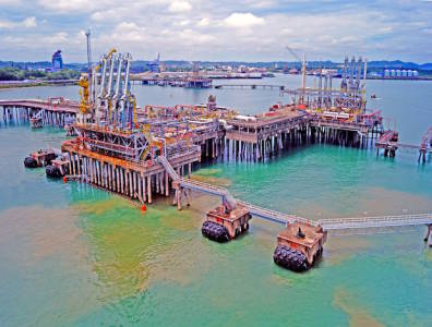 London-headquartered energy company Ophir awarded the Dutch firm Fugro a survey services development contract on November 30 for its large-scale floating LNG installation and associated subsea structures in the Fortuna field in offshore Equatorial Guinea. Rebounding demand for LNG in early 2015 led to a rise in activity in the region, which had only one LNG train in 2009.