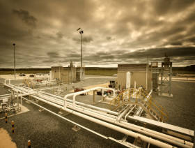 Australia Pacific LNG begins production