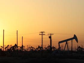 Oil prices near 11-year low