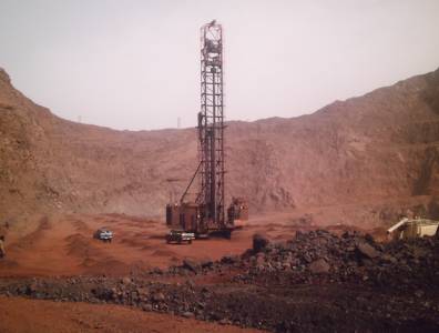 il company Cairn India announced plans to launch the world’s largest enhanced oil recovery programme in the Mangala and Bhagyam oil fields Rajasthan’s Thar desert. The programme aims to boost an output level of 170,000 barrels of oil per day.