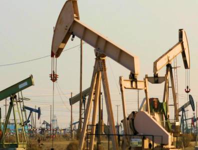 Mexican oil and gas regulators awarded 14 onshore leases to private companies on Tuesday, as part of the country’s effort to revitalise its hydrocarbons industry. The auction of 25 contracts will attract $1 billion in investments according to the country’s oil and gas regulator’s estimates.