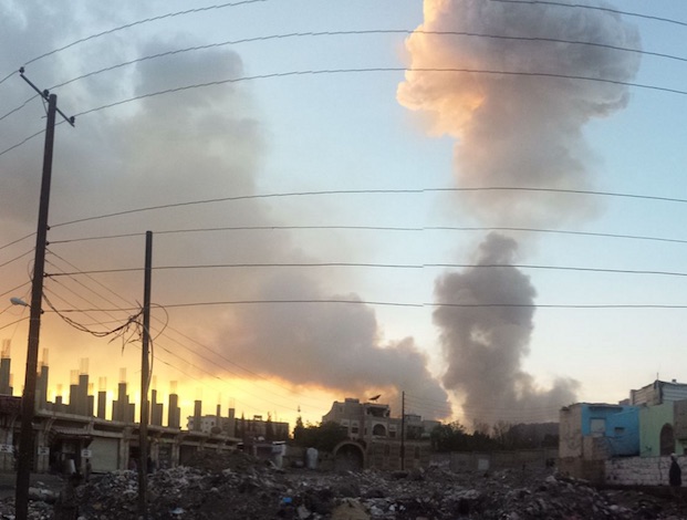 Saudi-forces strike Yemeni oil facility