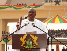 Ghana’s president sets 2020 oil target