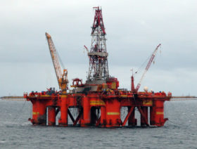 Oil prices continue to fall on Trump’s comment