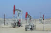 Oil prices rise amid Mexican storm