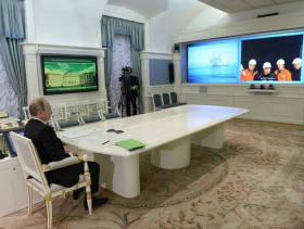 Putin inaugurates new oil, gas pipelines