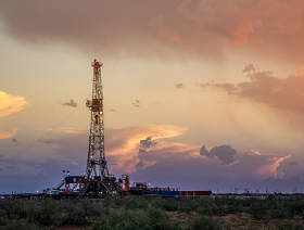 Drillers keep adding rigs