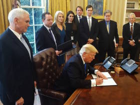 Trump to order review of offshore drilling options