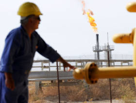 Iran to unveil 14 oil and gas tenders