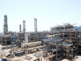 India adjusts HPCL sale, cuts Iran imports