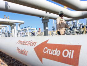 Oil starts the week on front foot