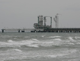U.S. natural gas starts the week on the back foot; Harvey in focus