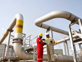 AmecFW posts H1 profit, Australia contract