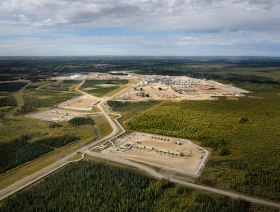 Cenovus in billion-dollar asset sale