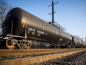 Crude Oil Bounces Back in Choppy Trade, Weekly Data in Focus