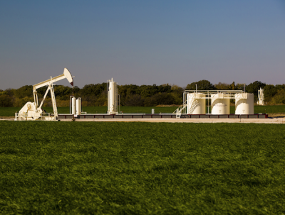 Chaparral Energy has agreed to purchase USD 60 million worth of acreage in Kingfisher county, expanding its position in the Oklahoma Stack play by about 28%, the independent announced on Wednesday.
