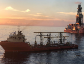 WTI oil rises despite crude inventories surge