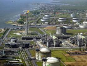 Oil down despite inventory decline