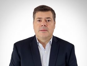 The engine of a new economy in Angola Ecoindustry Paulo SANTOS