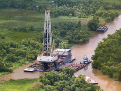 Nigeria considers lowering government stake in oil and gas