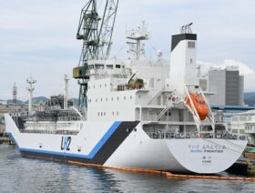 Oman welcomes world’s first liquified hydrogen vessel