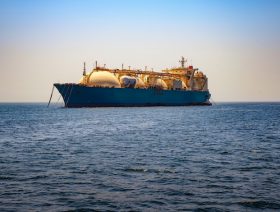 Qatar strikes $6-billion deal with China shipyard for LNG carriers