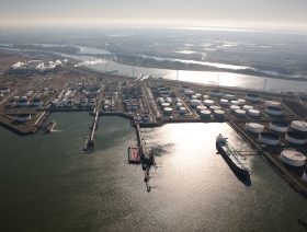 Gunvor partners with VARO to build Rotterdam SAF facility