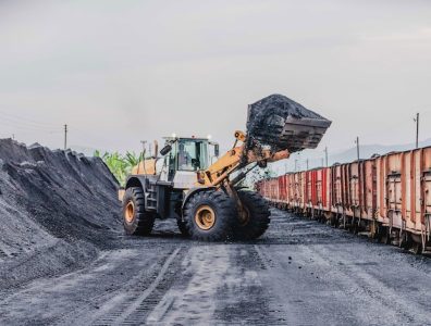 China's CEIC plans $24-billion coal-to-oil project