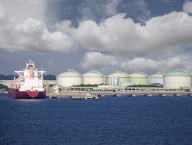 ADNOC signs term LNG offtake with two Chinese buyers