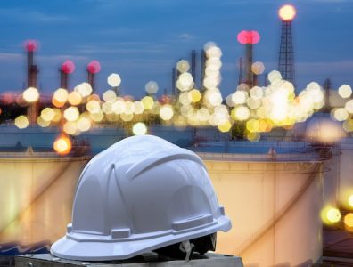 Nigeria to build USD 15-billion, 500,000-bpd refinery