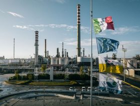 Eni’s Descalzi expects green profit to match oil and gas by 2035
