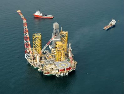 BP awards $700 million contracts for Azeri gas compression project