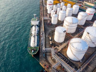 Japan offers Asian countries $10 billion in financial support for oil