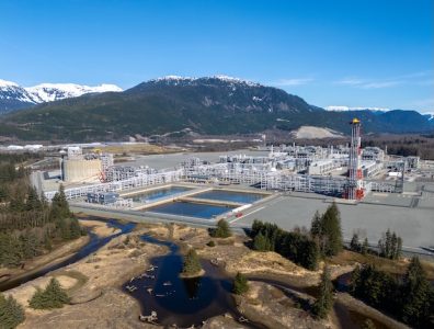 Fluor, JGC move forward on LNG Canada expansion